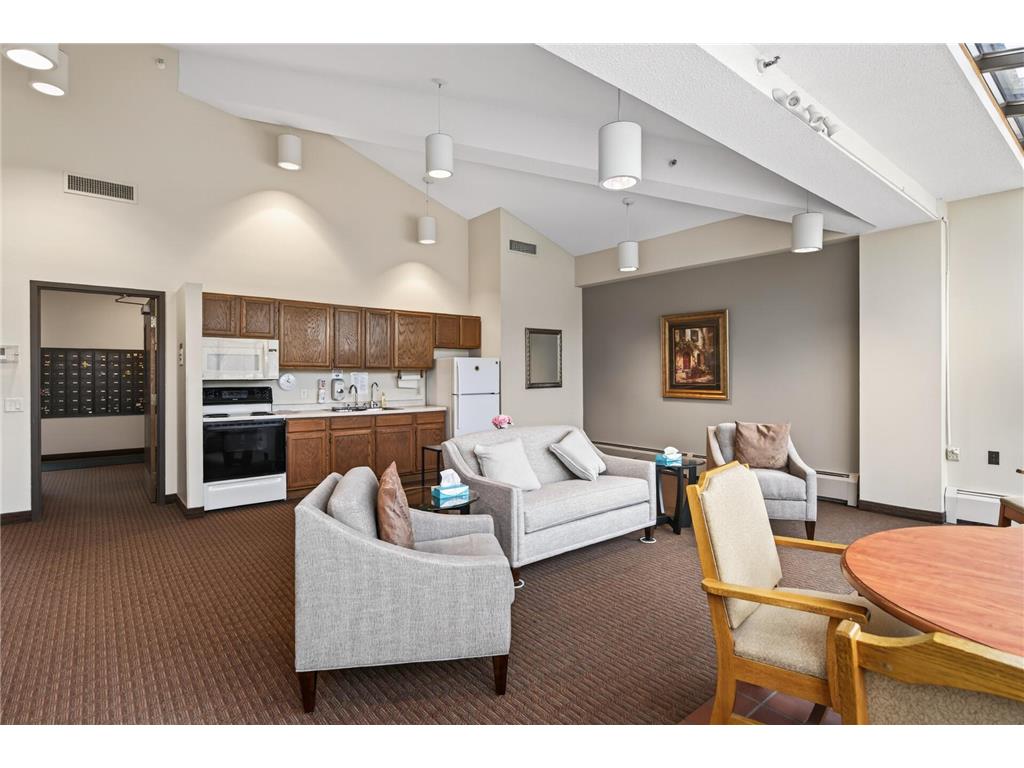 4400 36th Avenue N #210 Robbinsdale MN 55422 7038233 image15