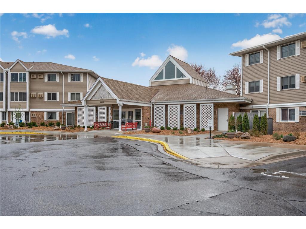 4400 36th Avenue N #210 Robbinsdale MN 55422 7038233 image2
