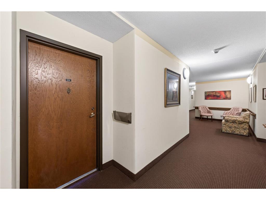 4400 36th Avenue N #210 Robbinsdale MN 55422 7038233 image3