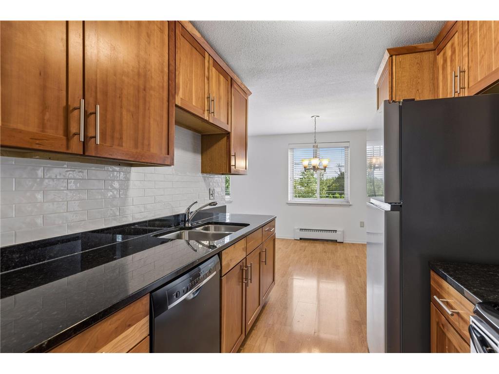 4400 Upton Avenue S #201 Minneapolis MN 55410 7101910 image7