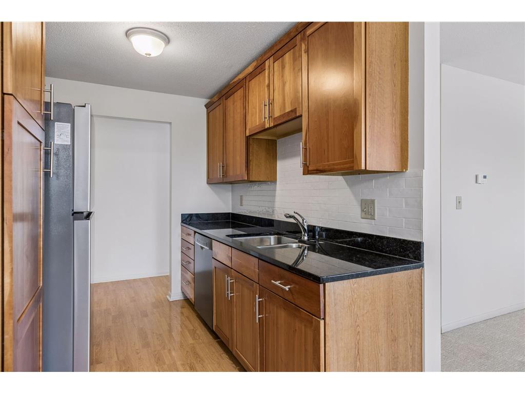 4400 Upton Avenue S #201 Minneapolis MN 55410 7101910 image8