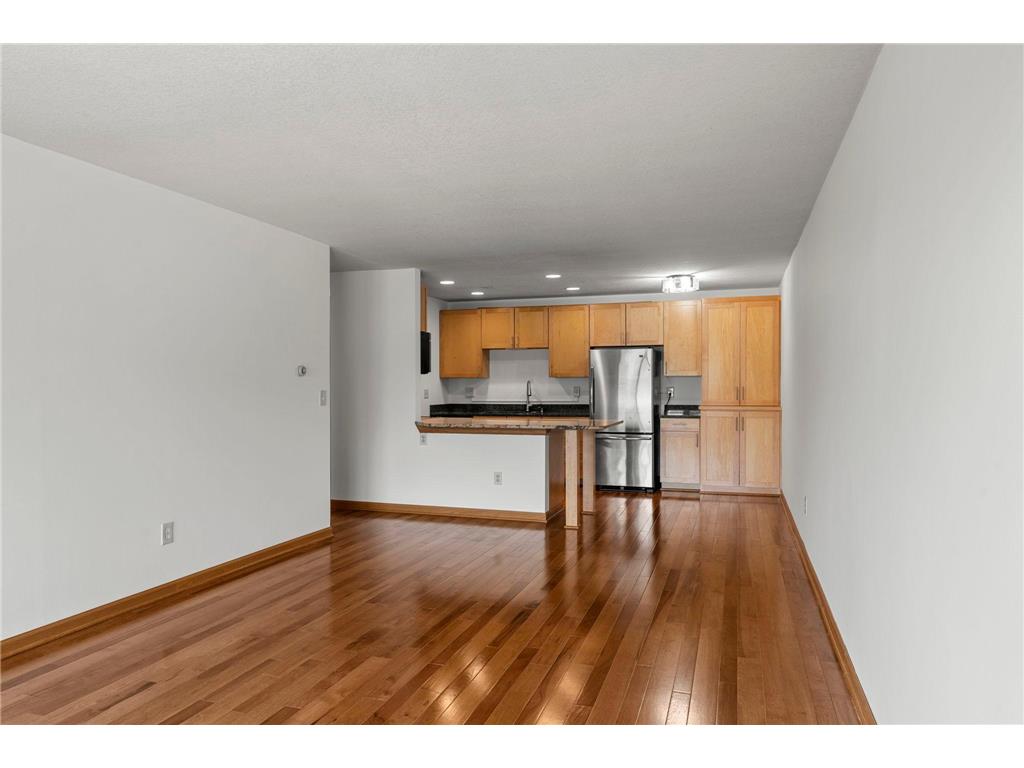 4400 Upton Avenue S #403 Minneapolis MN 55410 7019064 image1
