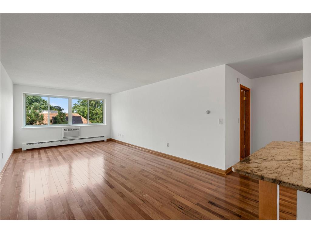 4400 Upton Avenue S #403 Minneapolis MN 55410 7019064 image6