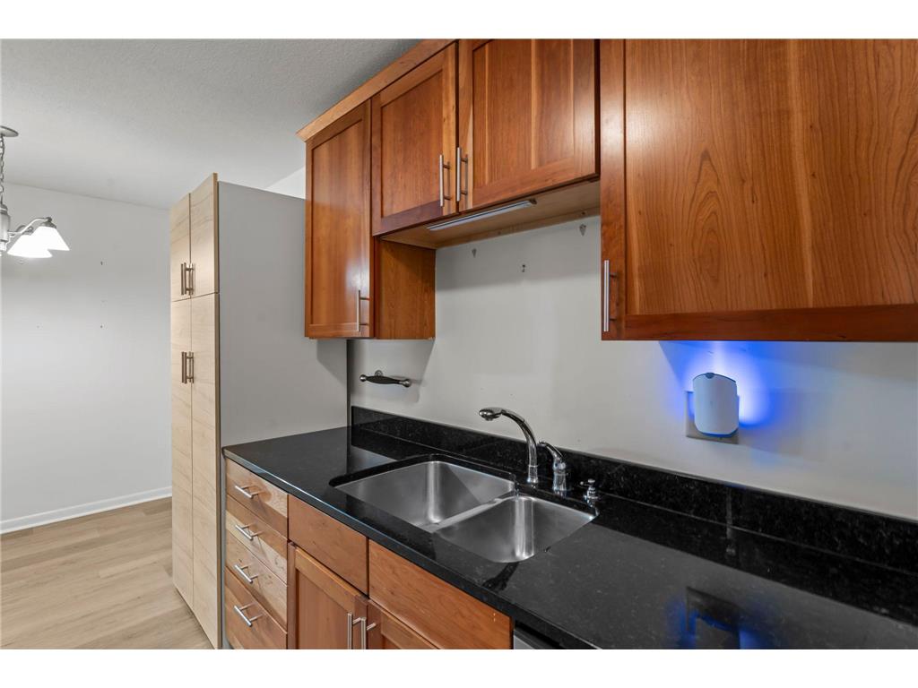 4400 Upton Avenue S #405 Minneapolis MN 55410 6805737 image10