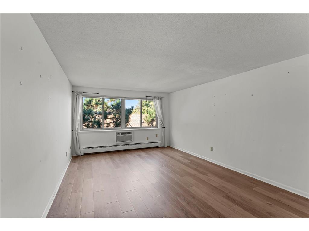 4400 Upton Avenue S #405 Minneapolis MN 55410 6805737 image16