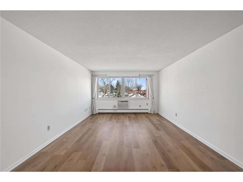 4400 Upton Avenue S #405 Minneapolis MN 55410 7049526 image3