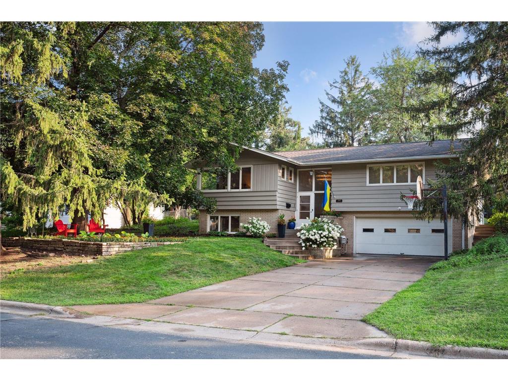 4401 Avondale Road Golden Valley MN 55416 6406784 image1