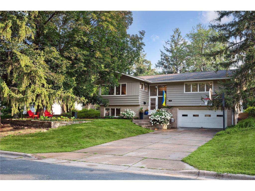 4401 Avondale Road Golden Valley MN 55416 6435469 image1