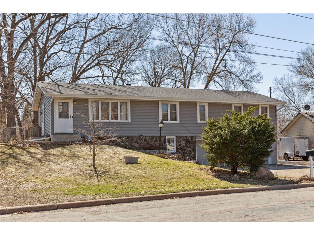 4401 Dakota Street SE, Prior Lake, MN 55372 MLS 6350973 Edina Realty