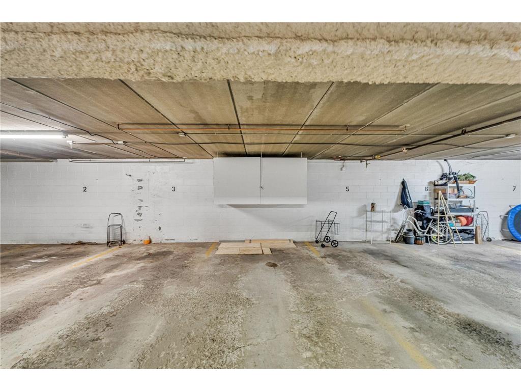 4401 Parklawn Avenue #105W Edina MN 55435 6798178 image22