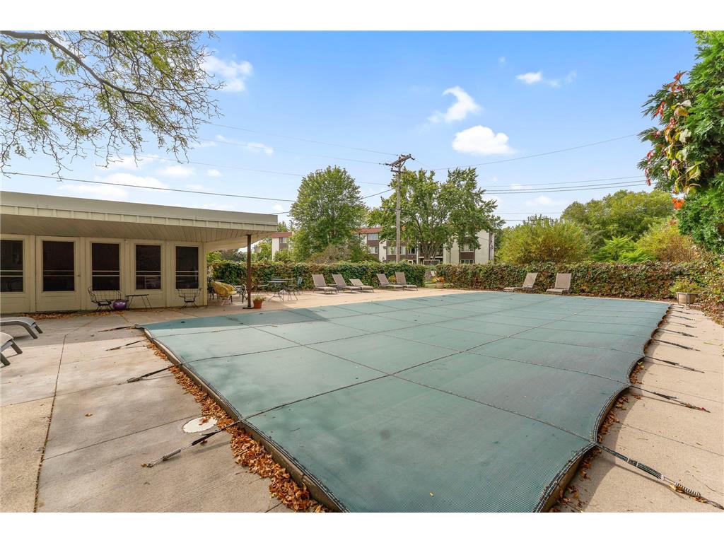 4401 Parklawn Avenue #105W Edina MN 55435 6798178 image25