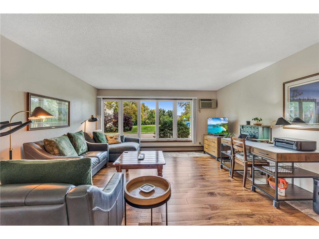 4401 Parklawn Avenue #105W Edina MN 55435 6798178 image7