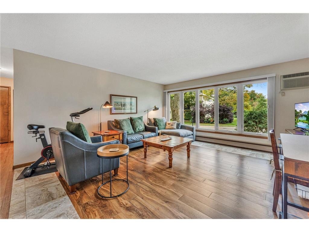 4401 Parklawn Avenue #105W Edina MN 55435 6798178 image8