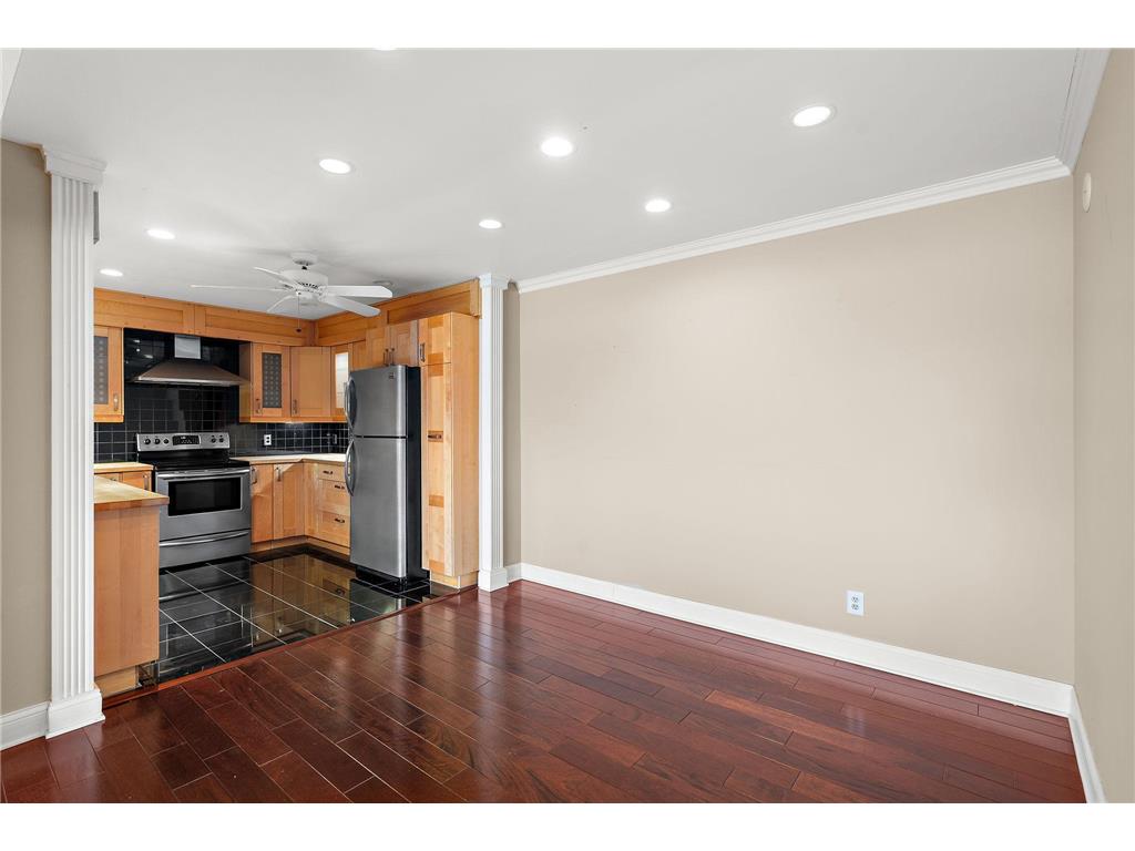 4401 Parklawn Avenue #301W Edina MN 55435 7055555 image12