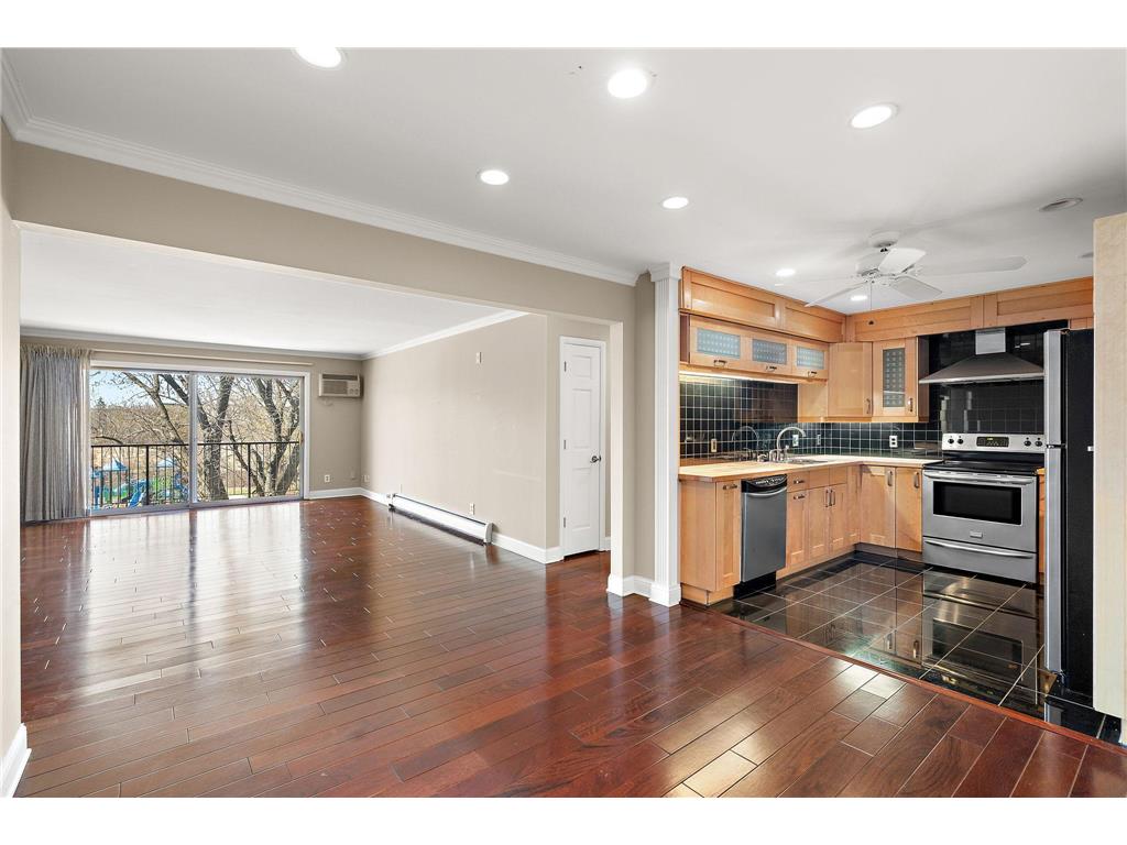 4401 Parklawn Avenue #301W Edina MN 55435 7055555 image13
