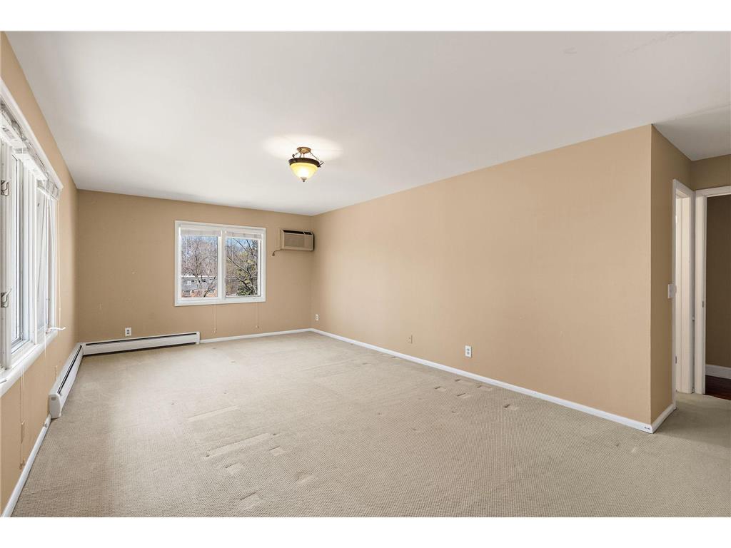 4401 Parklawn Avenue #301W Edina MN 55435 7055555 image20
