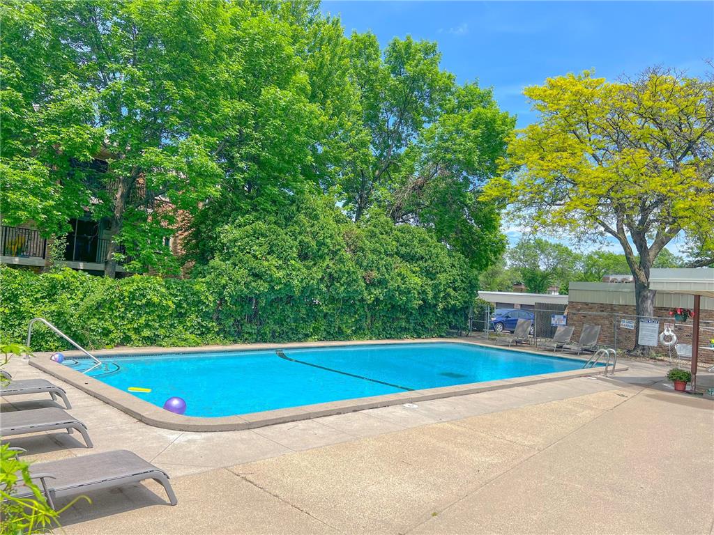 4401 Parklawn Avenue #301W Edina MN 55435 7055555 image36
