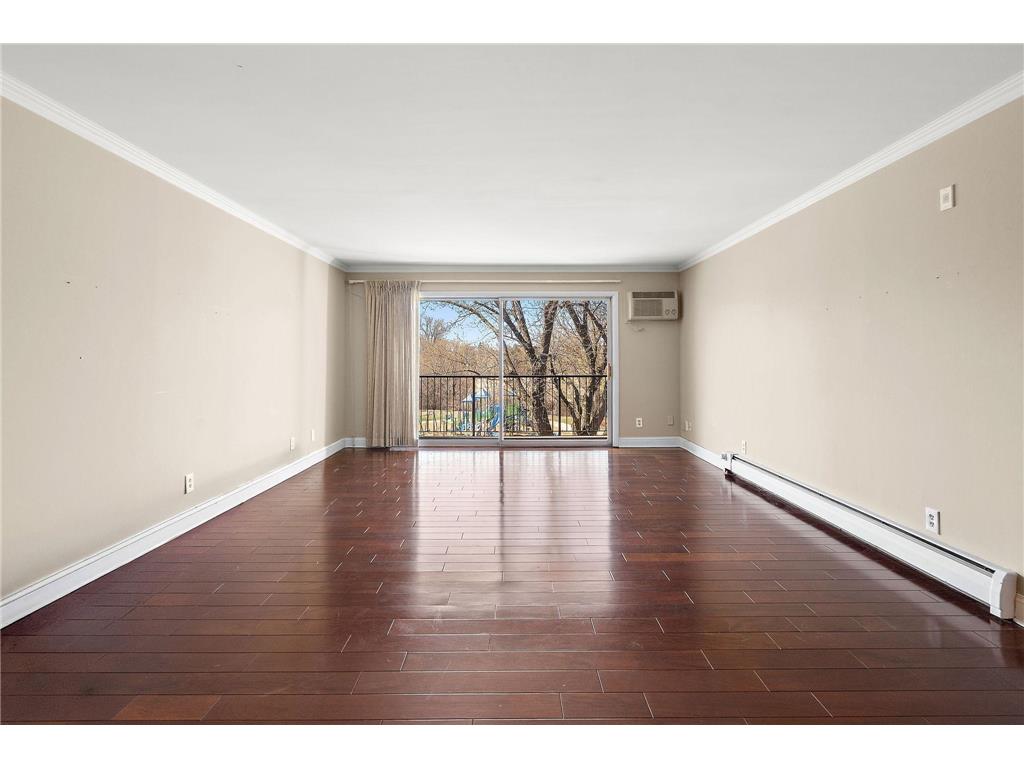 4401 Parklawn Avenue #301W Edina MN 55435 7055555 image6