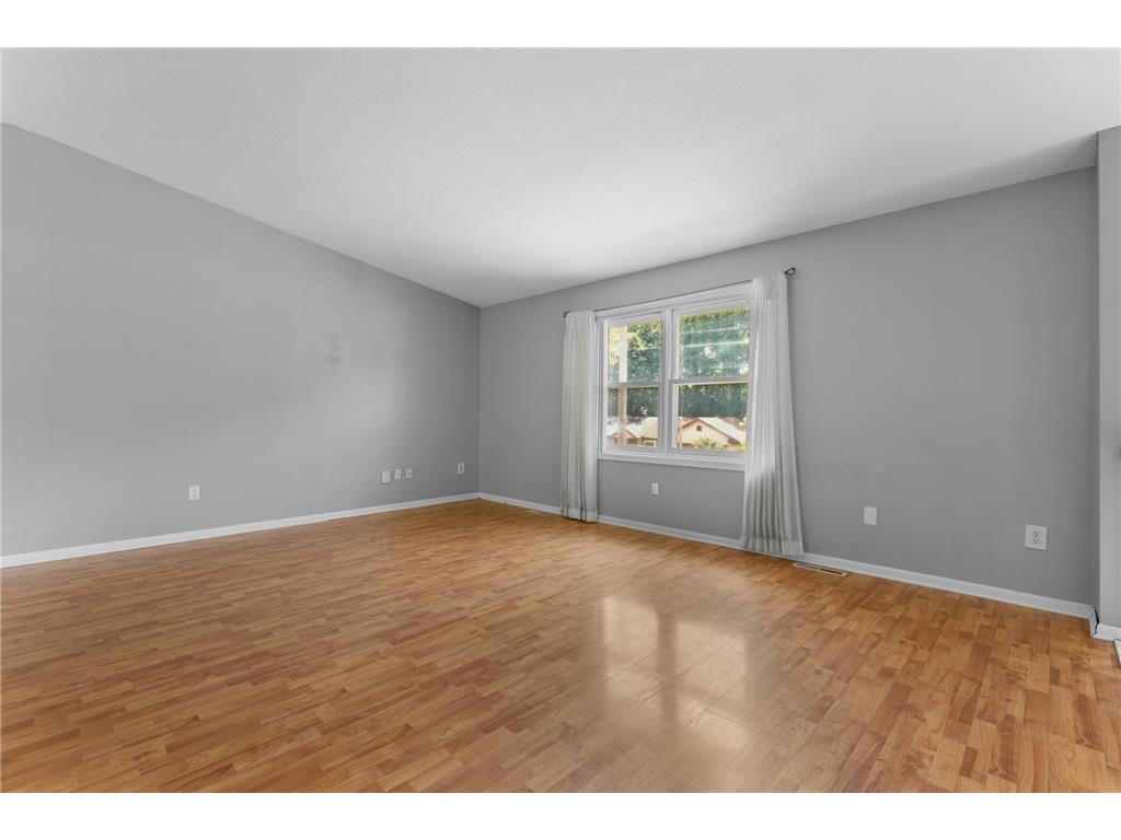 4403 7th Street NW Rochester MN 55901 7090259 image2