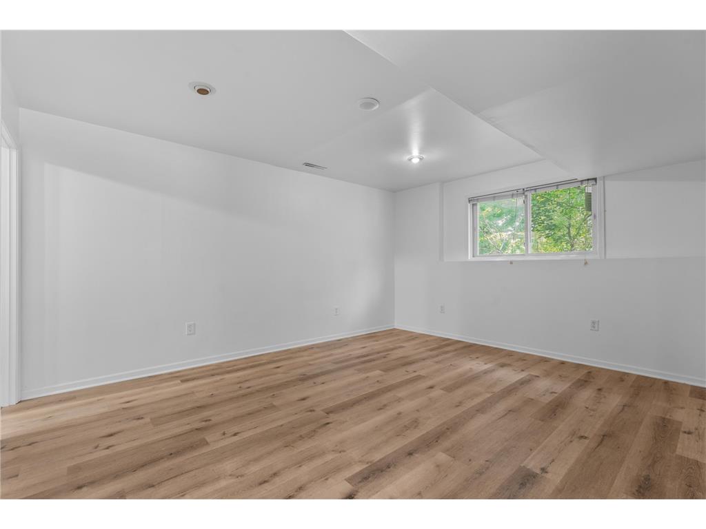 4403 7th Street NW Rochester MN 55901 7090259 image25