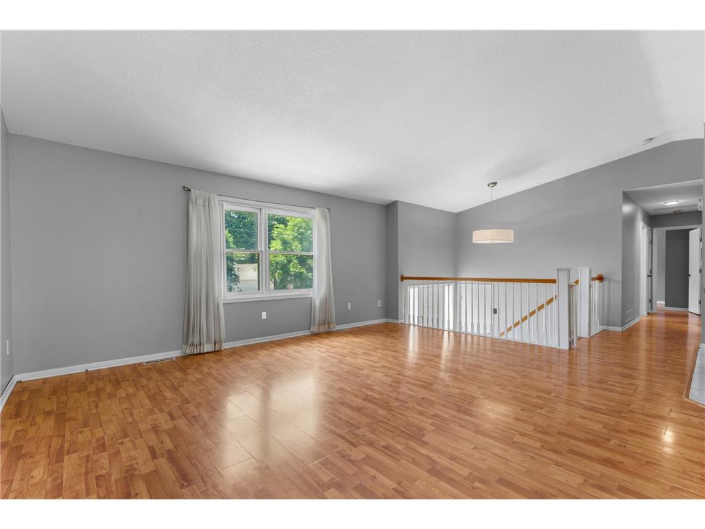 4403 7th Street NW Rochester MN 55901 7090259 image4