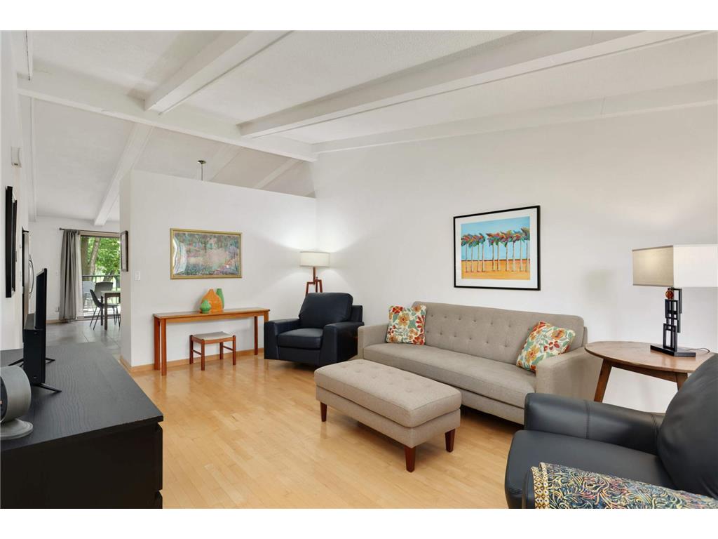 4404 Arden View Court Arden Hills MN 55112 6586548 image1