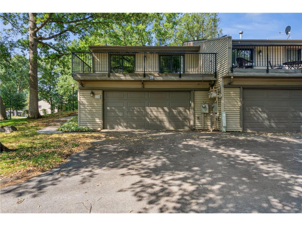 4405 Arden View Court Arden Hills MN 55112 6387361 image1