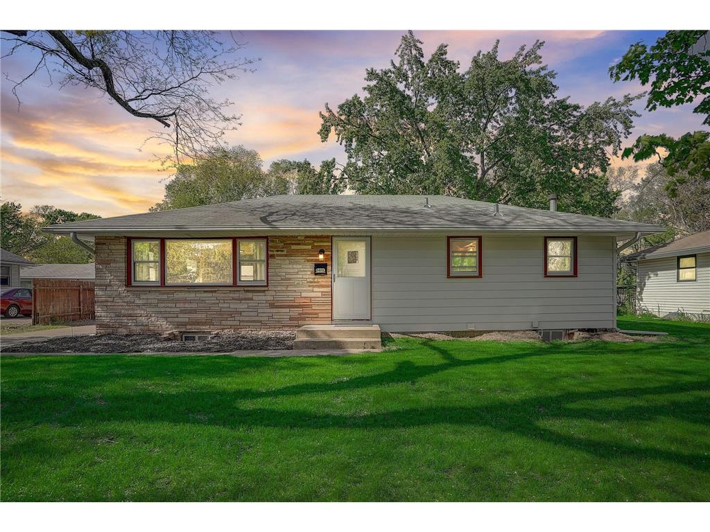 4406 66th Avenue N Brooklyn Center MN 55429 6514046 image1