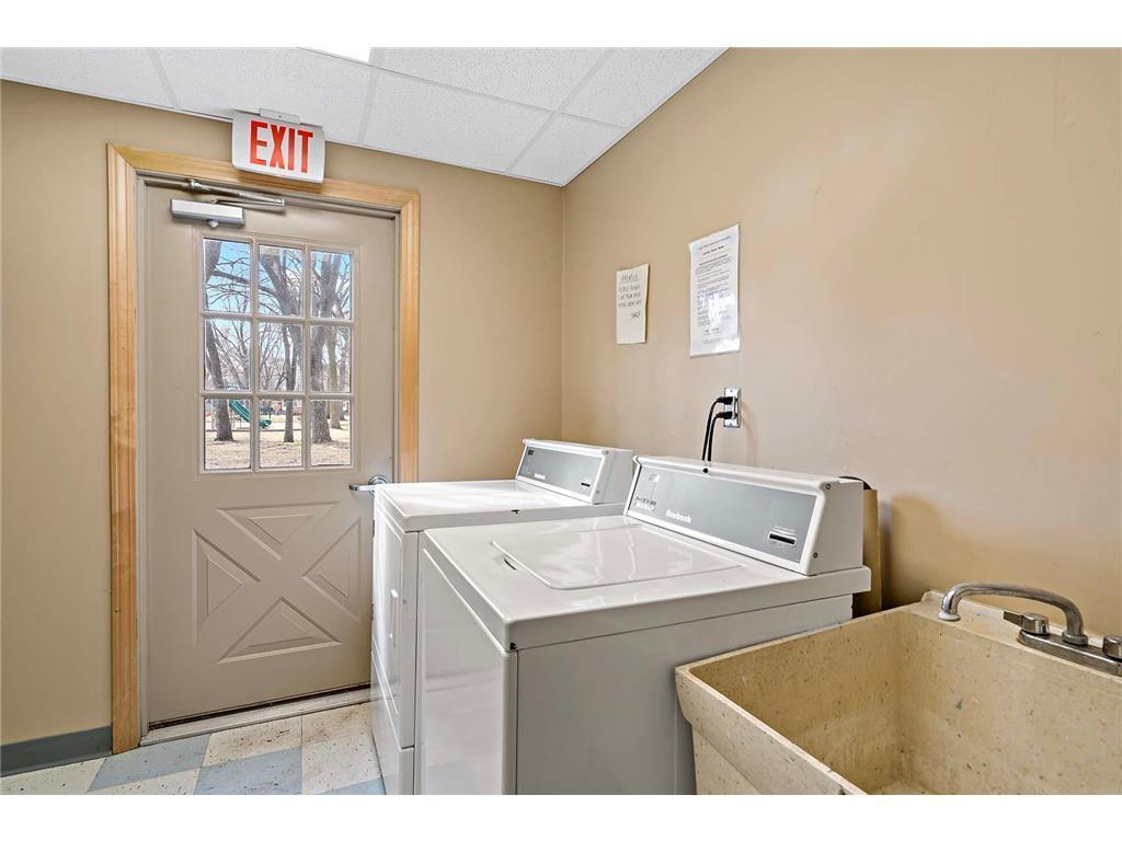 4406 Cedar Lake Road S #7 Saint Louis Park MN 55416 6811757 image20