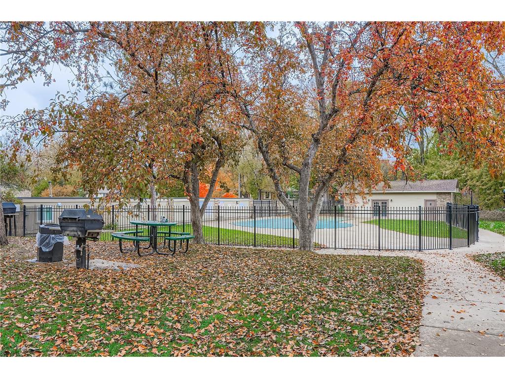 4406 Cedar Lake Road S #7 Saint Louis Park MN 55416 6811757 image26