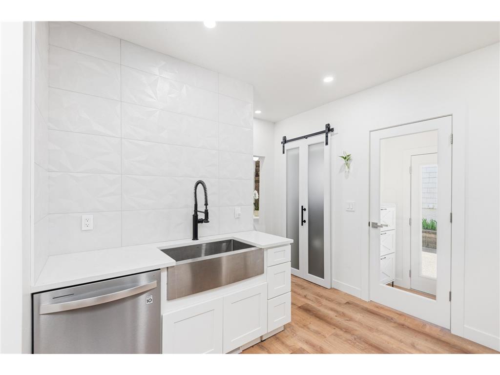 4408 Xerxes Avenue S Minneapolis MN 55410 7081562 image12