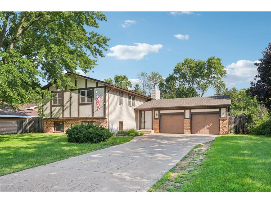 441 105th Avenue NW Coon Rapids MN 55448 6762382 image1