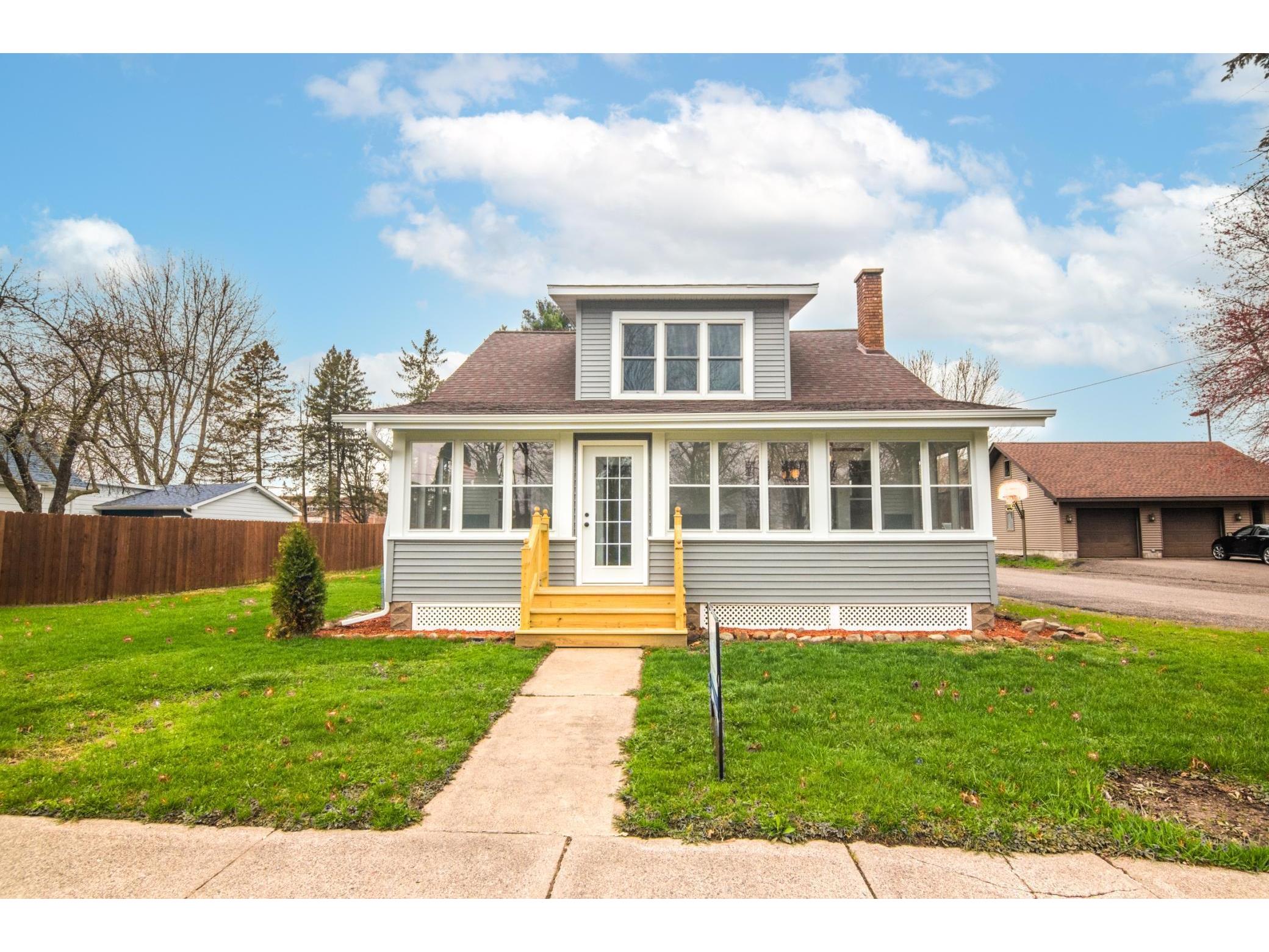 441 3rd Street, Clear Lake, WI 54005 MLS 5726162 Edina Realty