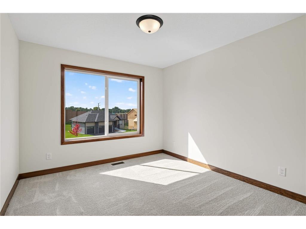 441 Mario Drive Vadnais Heights MN 55127 6721222 image14