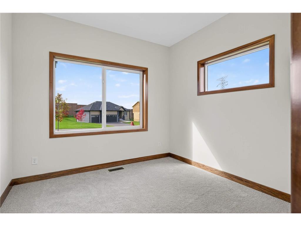 441 Mario Drive Vadnais Heights MN 55127 6721222 image7