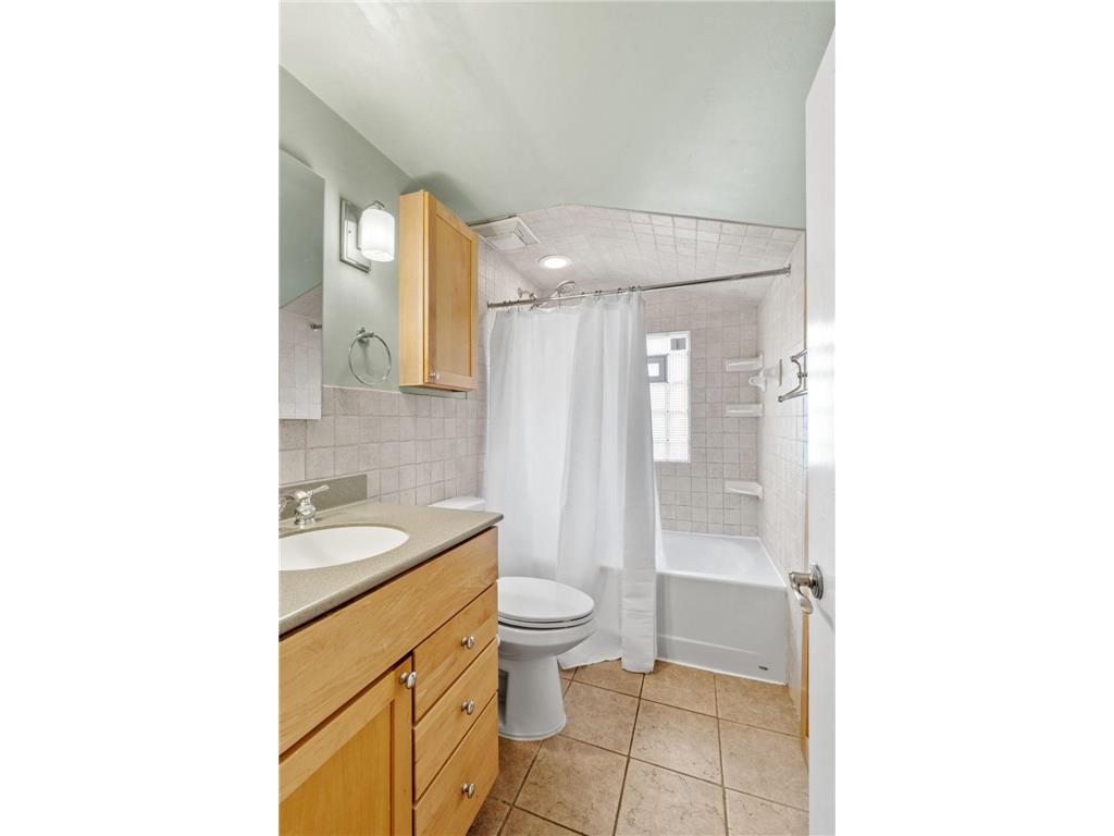 441 Saratoga Street S Saint Paul MN 55105 7080616 image27