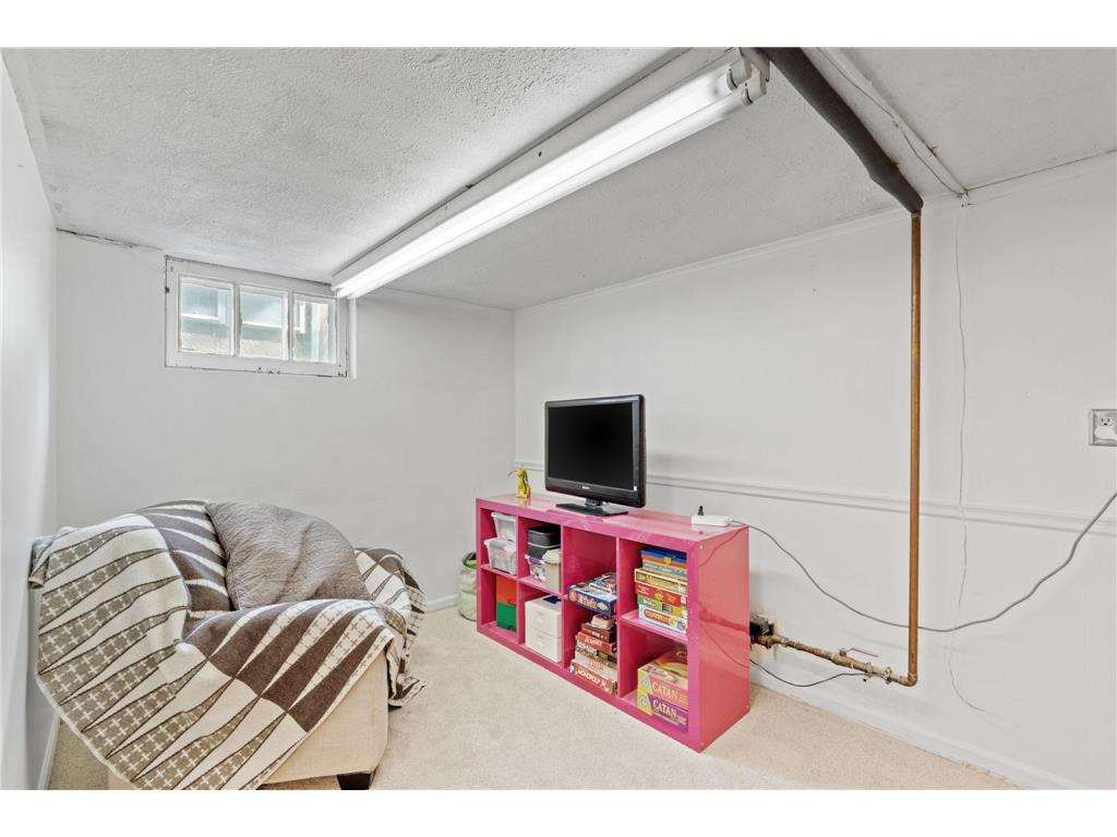 441 Saratoga Street S Saint Paul MN 55105 7080616 image34