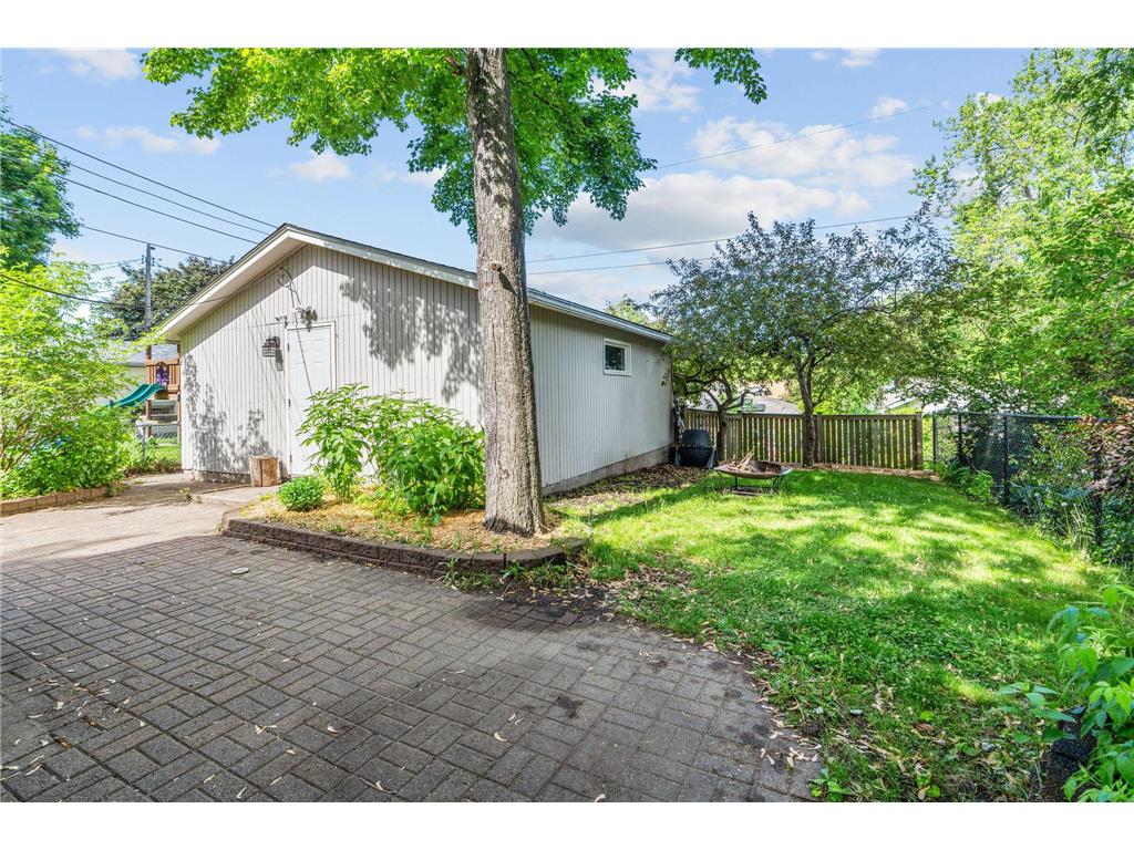 441 Saratoga Street S Saint Paul MN 55105 7080616 image48