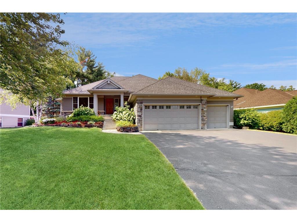 441 Vadnais Lake Drive Vadnais Heights MN 55127 6396893 image1
