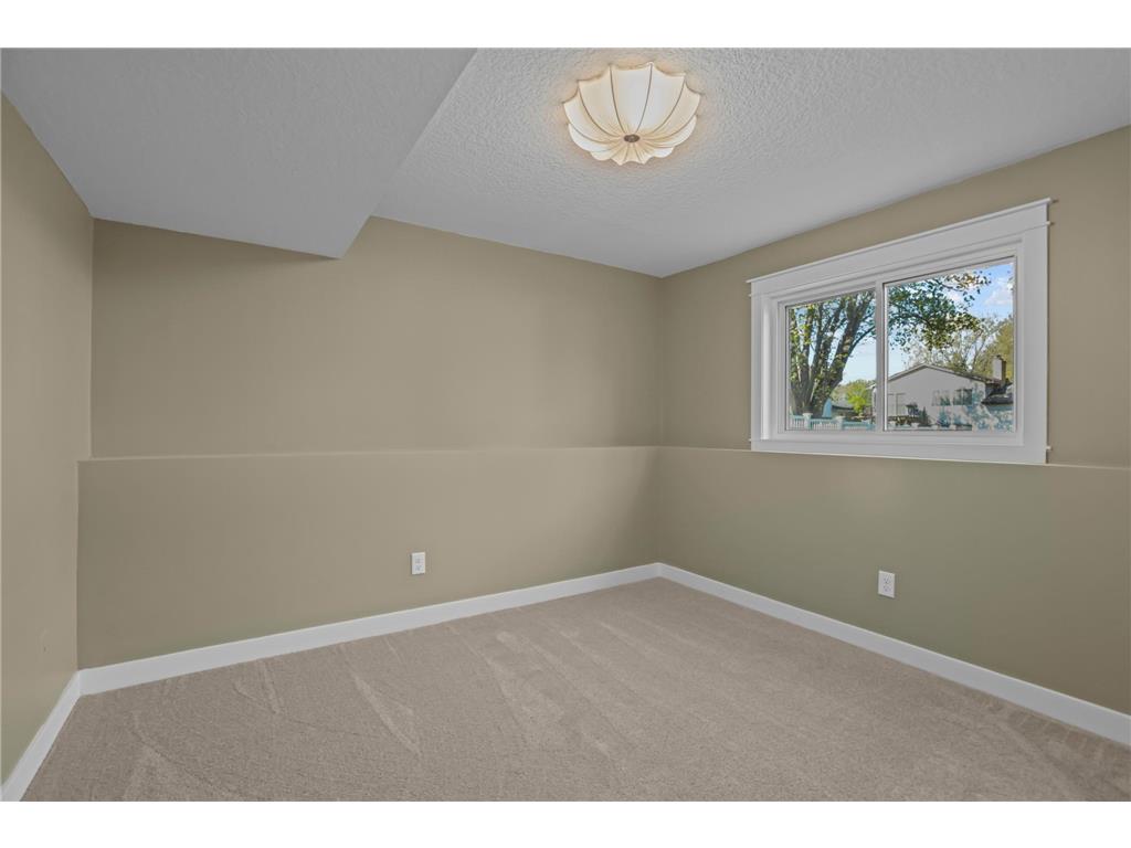 4413 Bramblewood Avenue Vadnais Heights MN 55127 7070479 image26