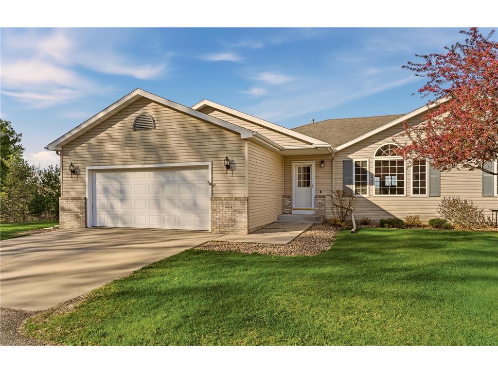 4414 Meadow Lakes Drive NW Rochester MN 55901 7067408 image1