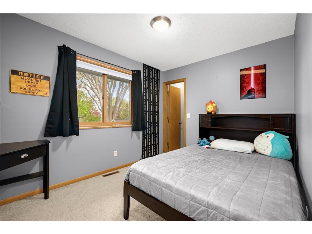4414 Urbandale Court N Plymouth MN 55446 7068838 image16