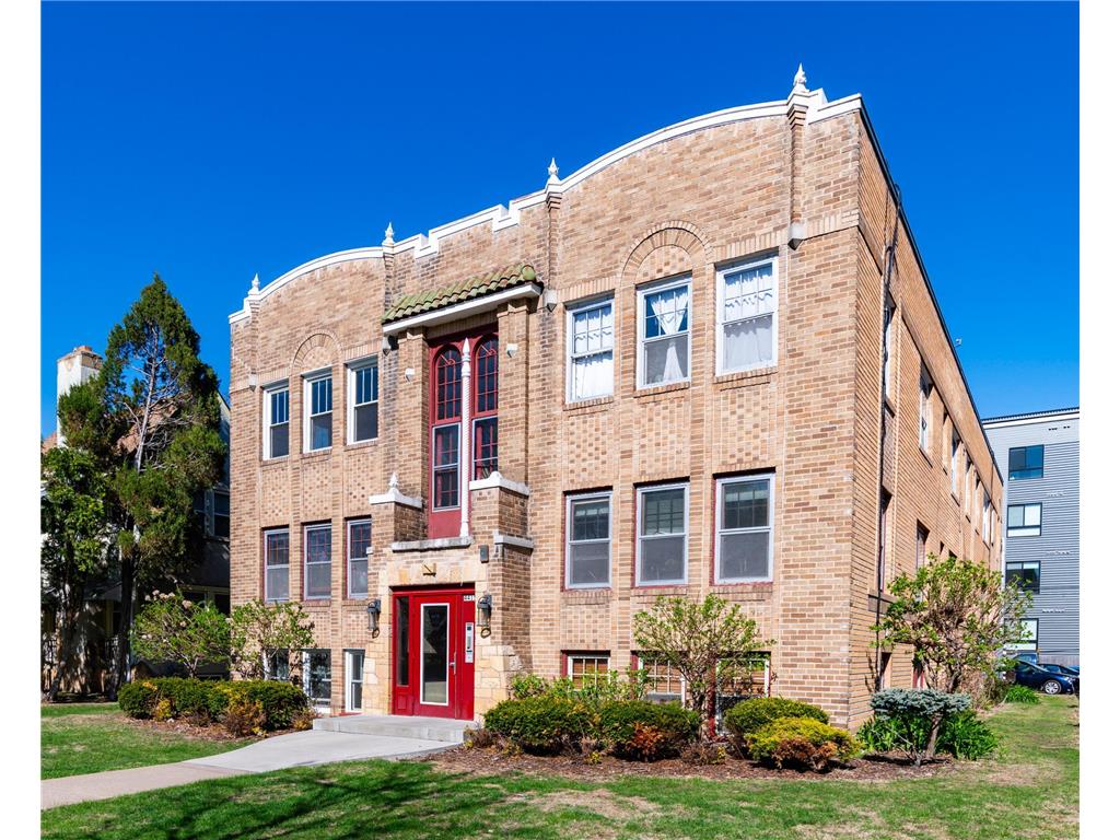 4415 Chowen Avenue S #201 Minneapolis MN 55410 7084001 image1