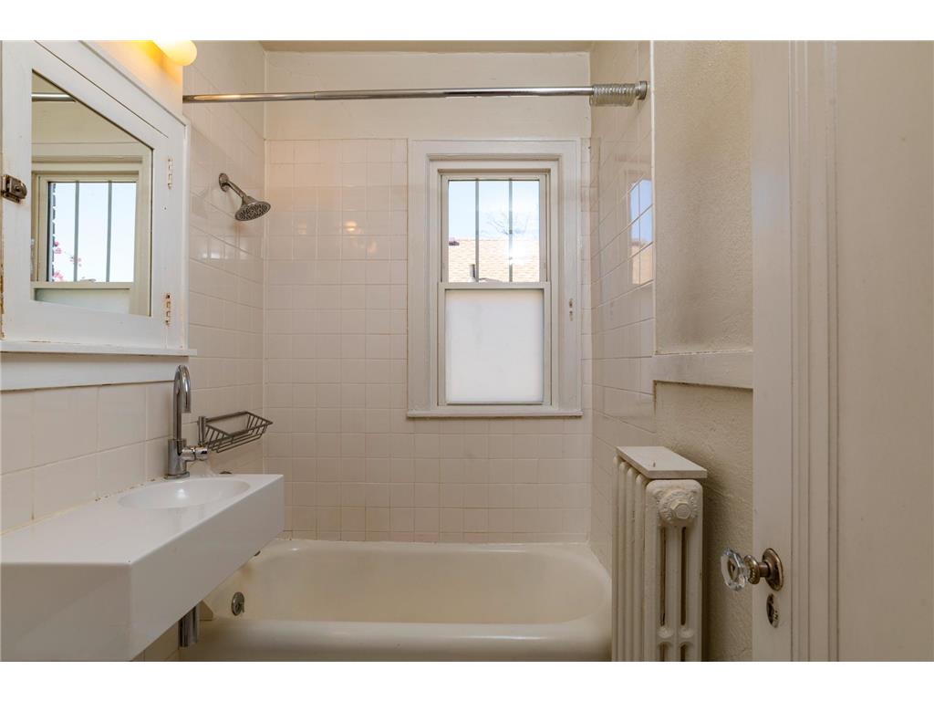 4415 Chowen Avenue S #201 Minneapolis MN 55410 7084001 image15
