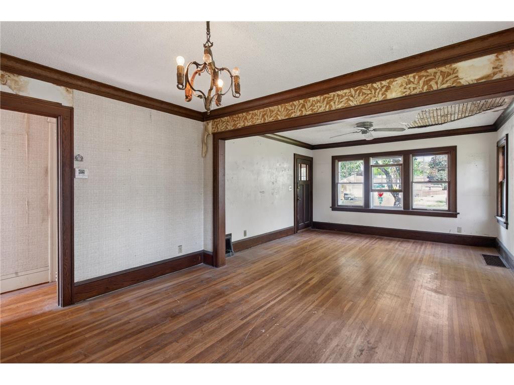 4415 Queen Avenue N Minneapolis MN 55412 7078096 image3