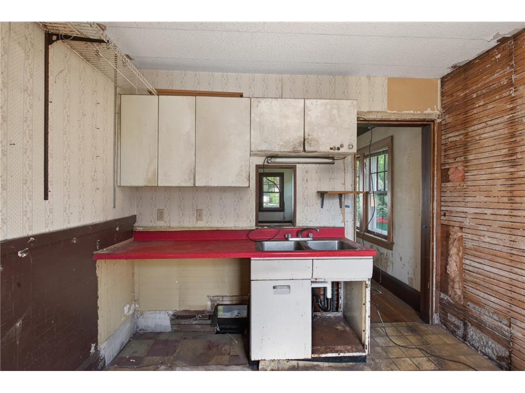 4415 Queen Avenue N Minneapolis MN 55412 7078096 image4