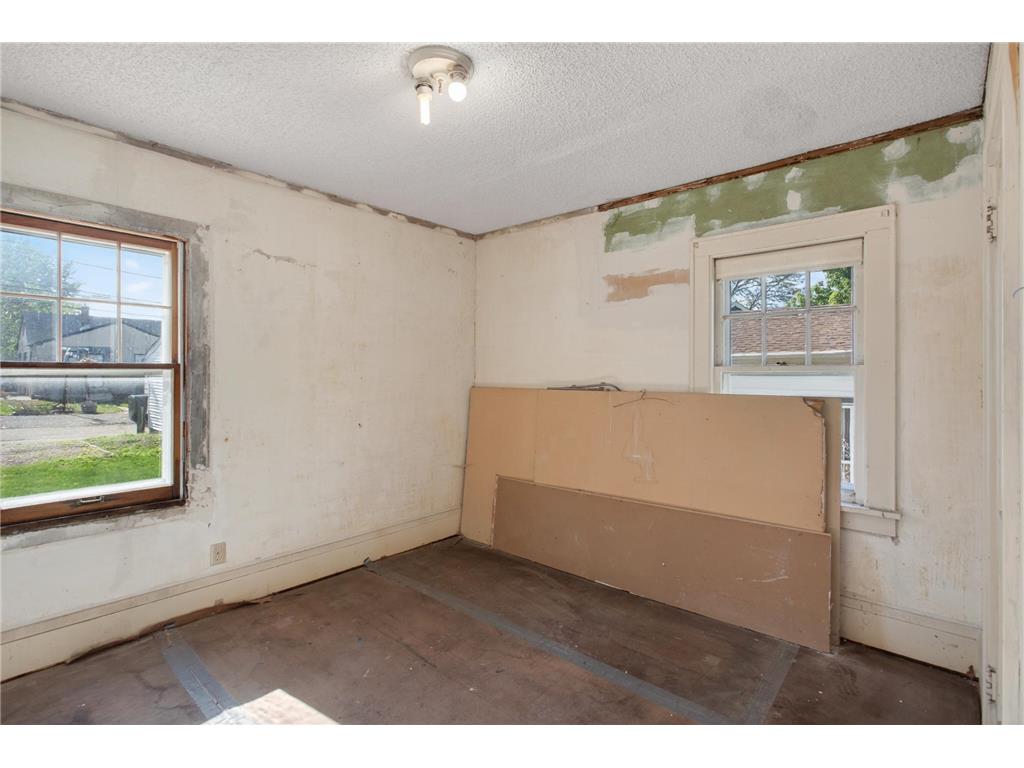 4415 Queen Avenue N Minneapolis MN 55412 7078096 image6