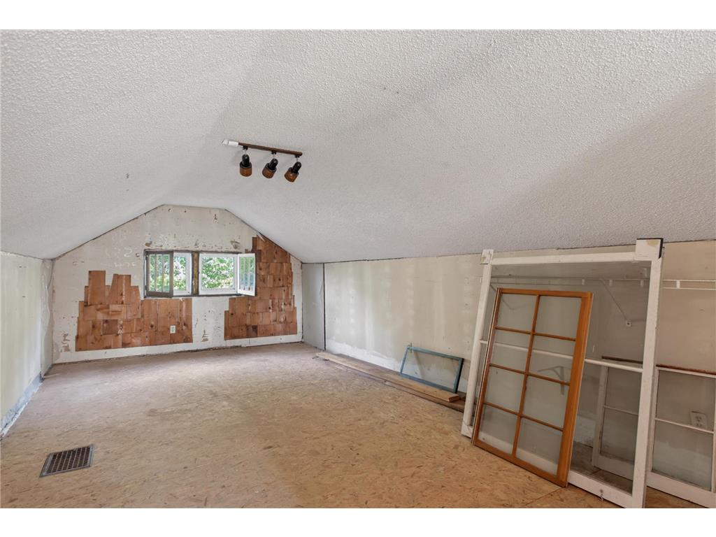 4415 Queen Avenue N Minneapolis MN 55412 7078096 image8