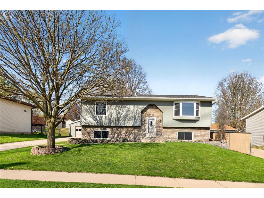 4415 Valley Drive NW Rochester MN 55901 7058612 image1