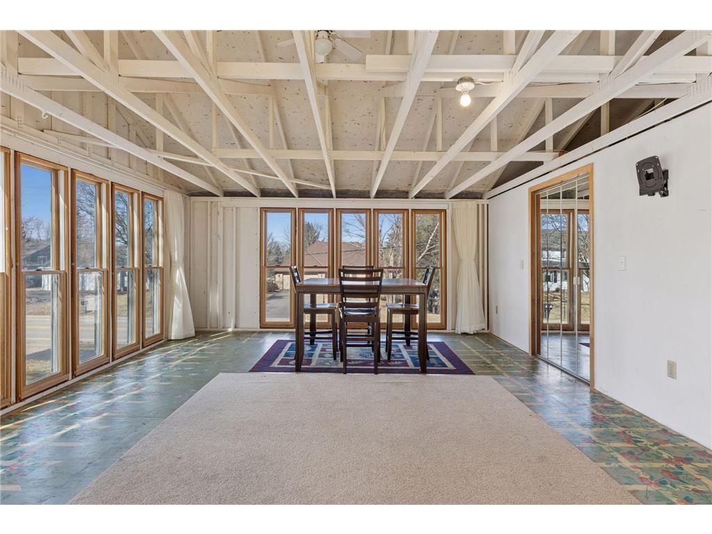 4415 Victoria Street N Shoreview MN 55126 7064650 image17